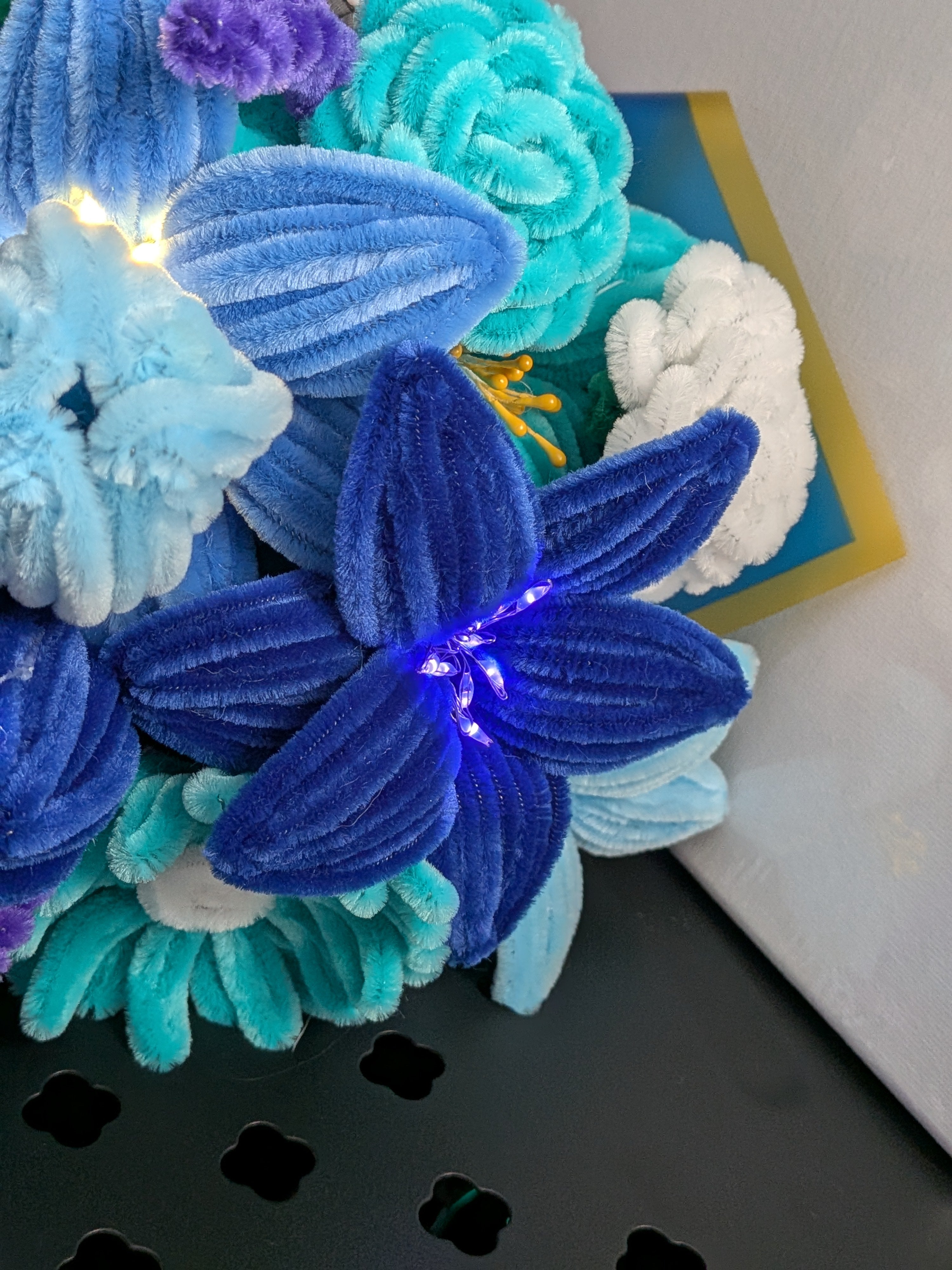 Blue light bouquet