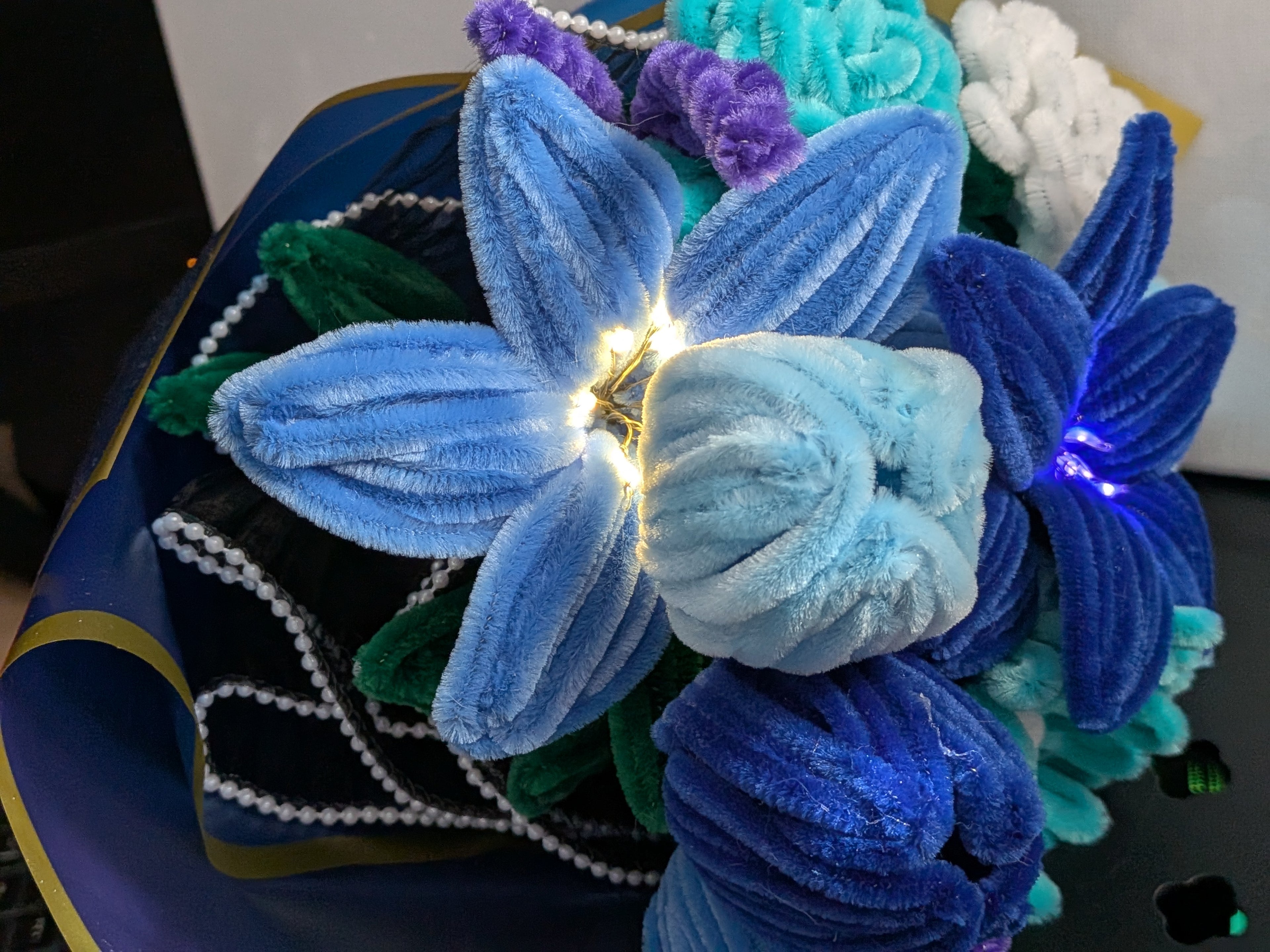Blue light bouquet